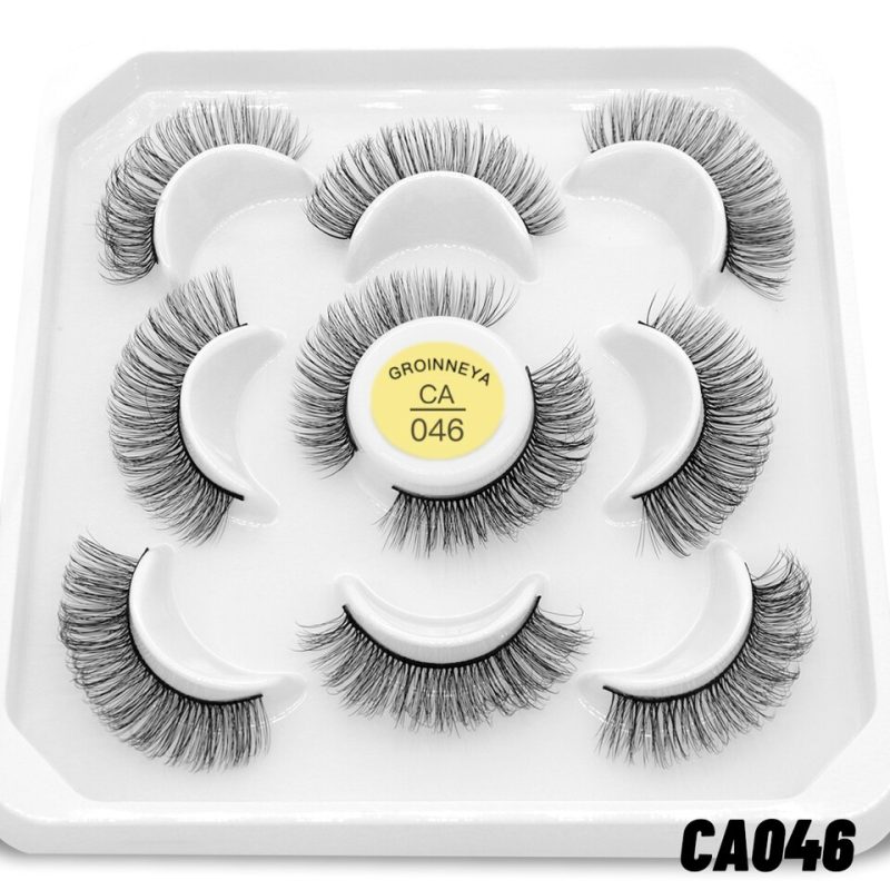 kiss lashes in the style belle